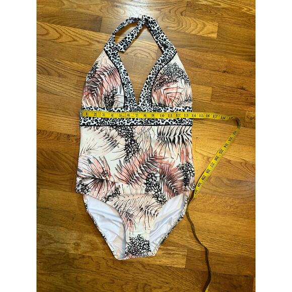 Venus Women’s 12 Pink Black Tropical Cheetah Print Halter One Piece Swimsuit - Picture 2 of 7
